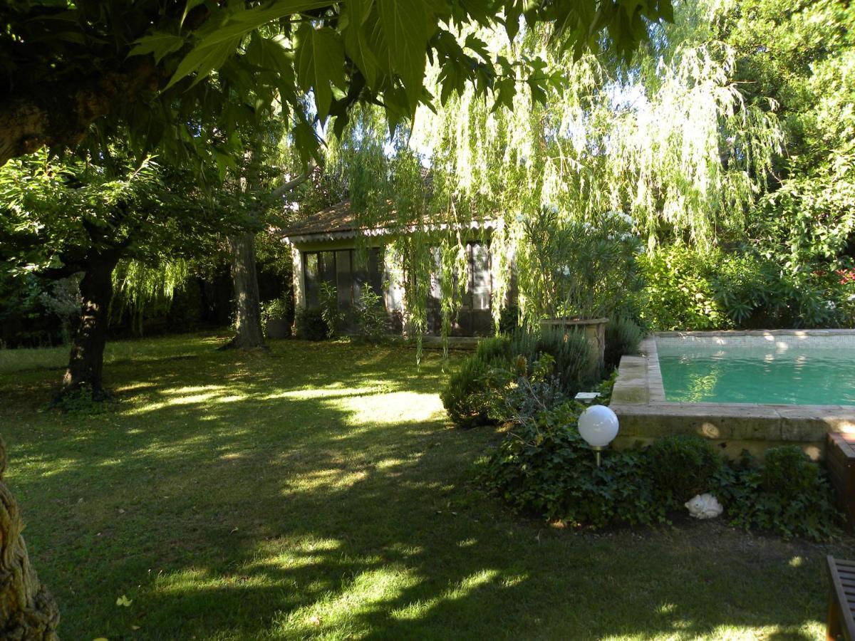 Maison Piloni L'Isle-sur-la-Sorgue Luaran gambar