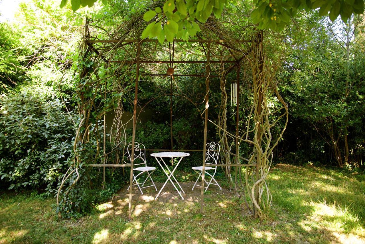 Maison Piloni L'Isle-sur-la-Sorgue Luaran gambar